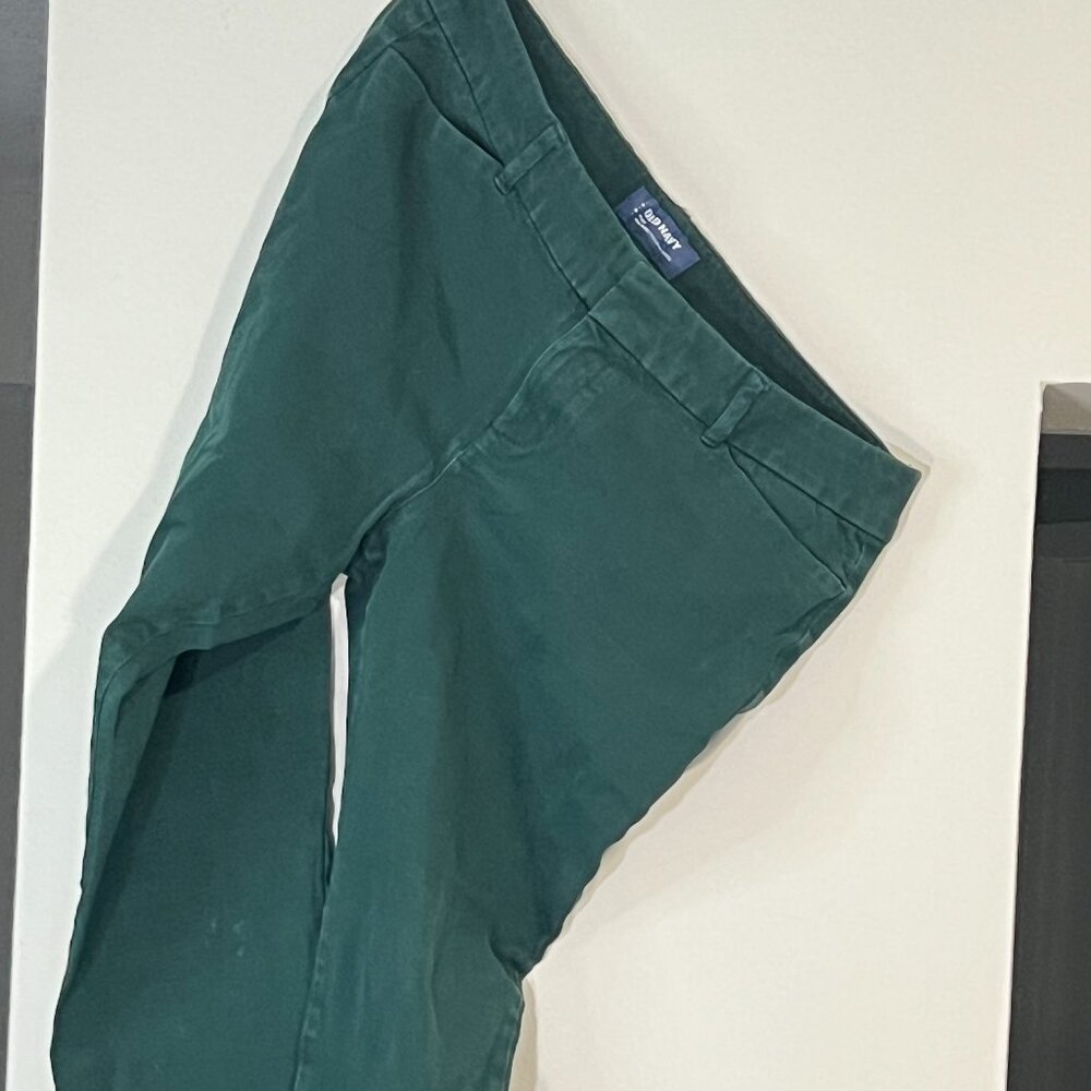 Gently worn Old Navy Pixie Pants